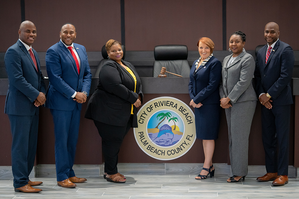 Photo of council members